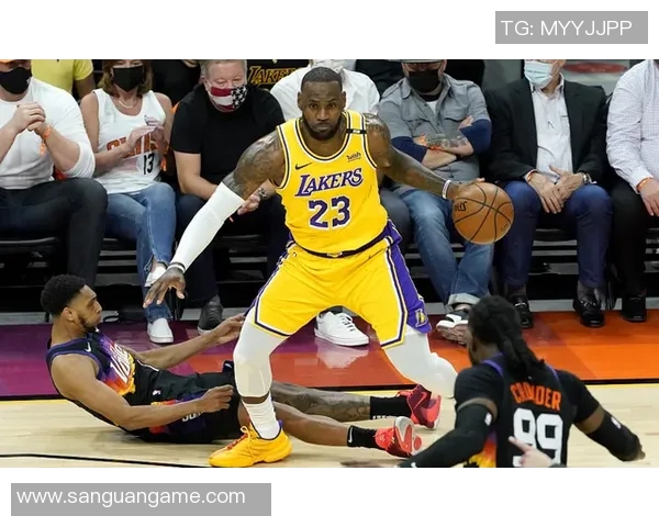 突发消息维尼修斯官宣离队球迷深情告别难掩不舍之情 突发消息维尼修斯官宣离队球迷深情告别难掩不舍之情